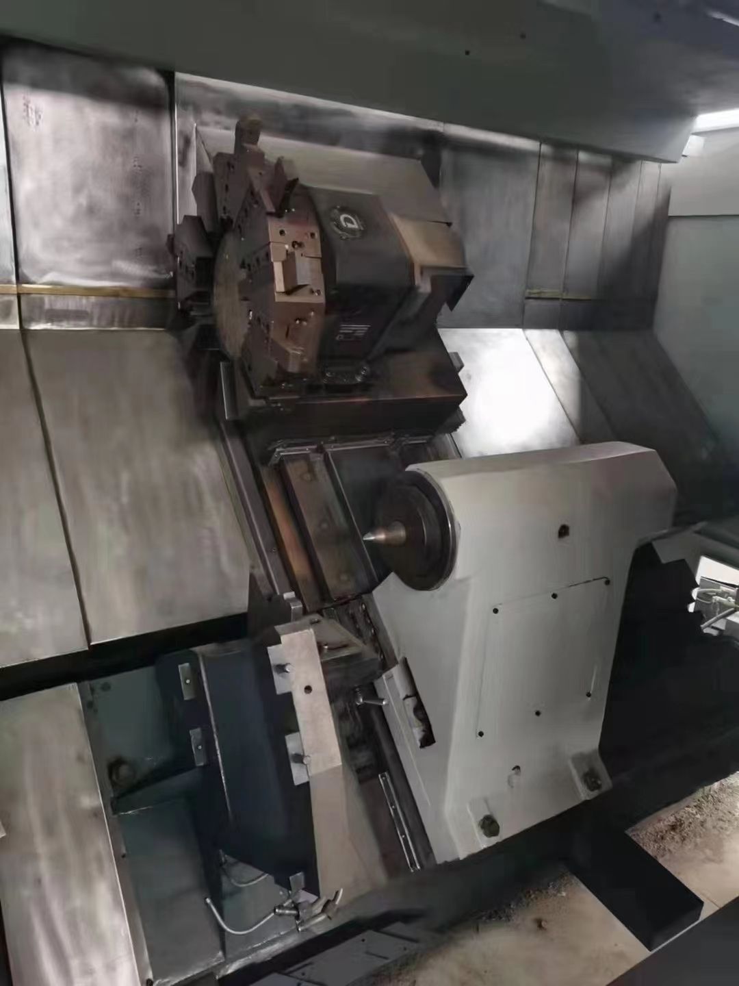 出售沈陽HTC63135數(shù)控斜身車車削長度:1500