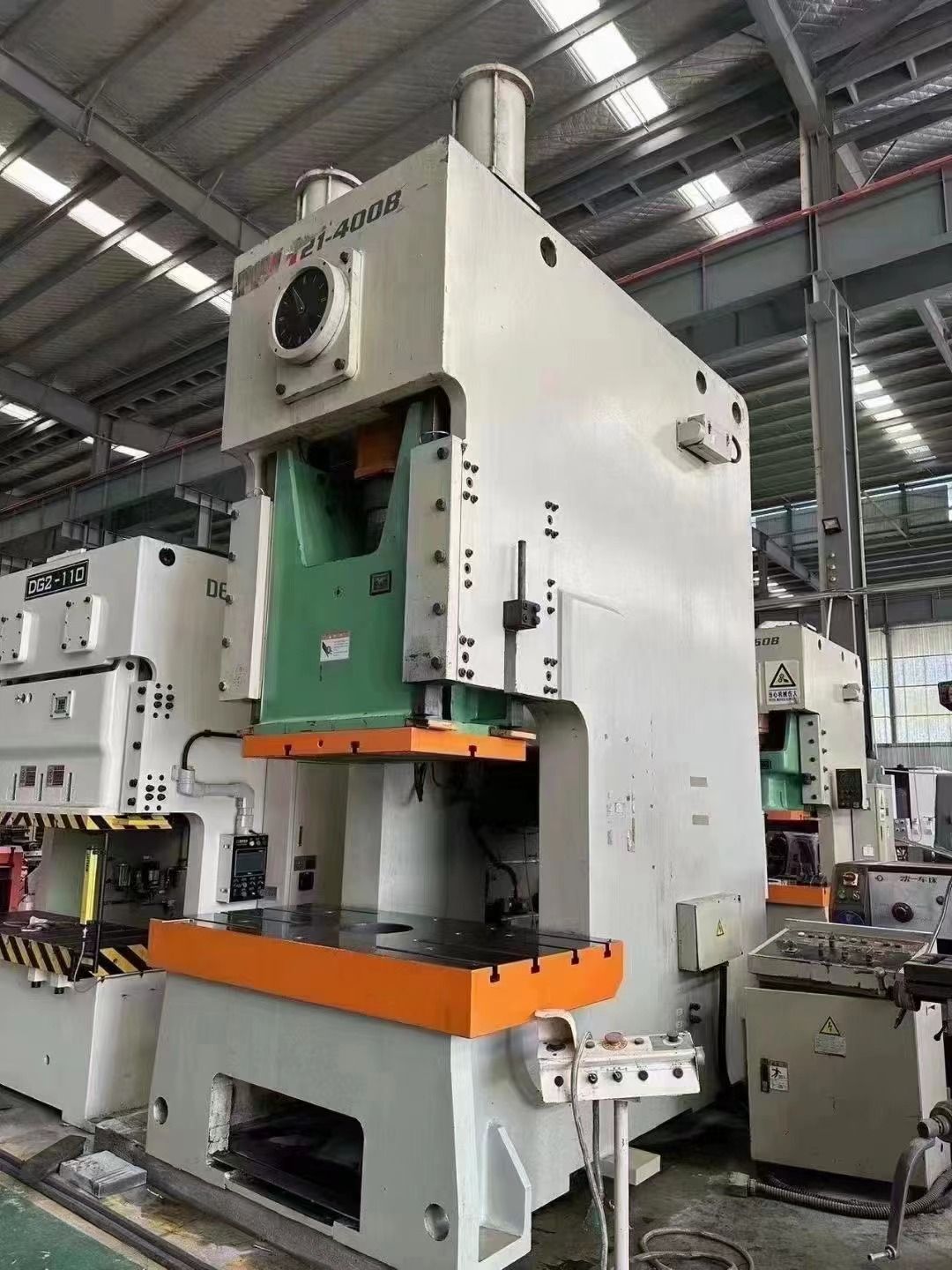 出售揚力JH21-400B開式固定壓力機(jī)滑塊行程200