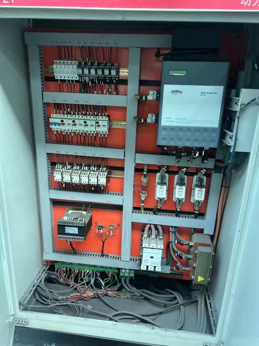 處理二手星火CW61200x6米臥式車床工件重量20