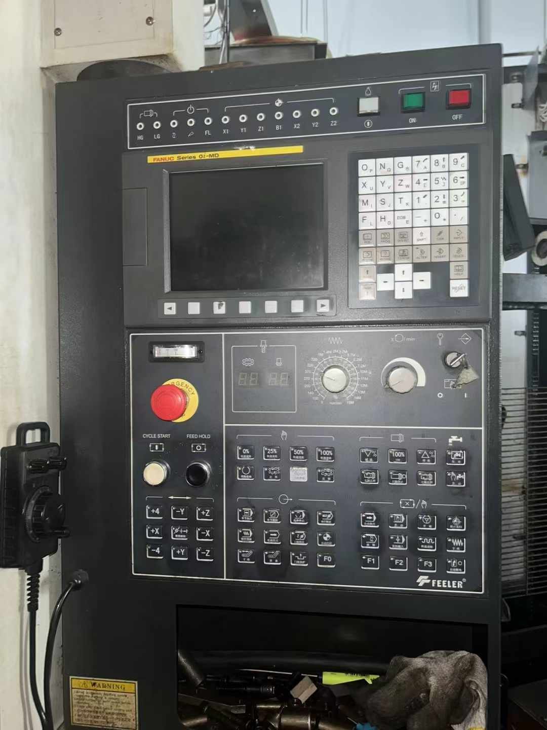 處理二手友佳VB-825A立式加工中心主軸轉(zhuǎn)速8000