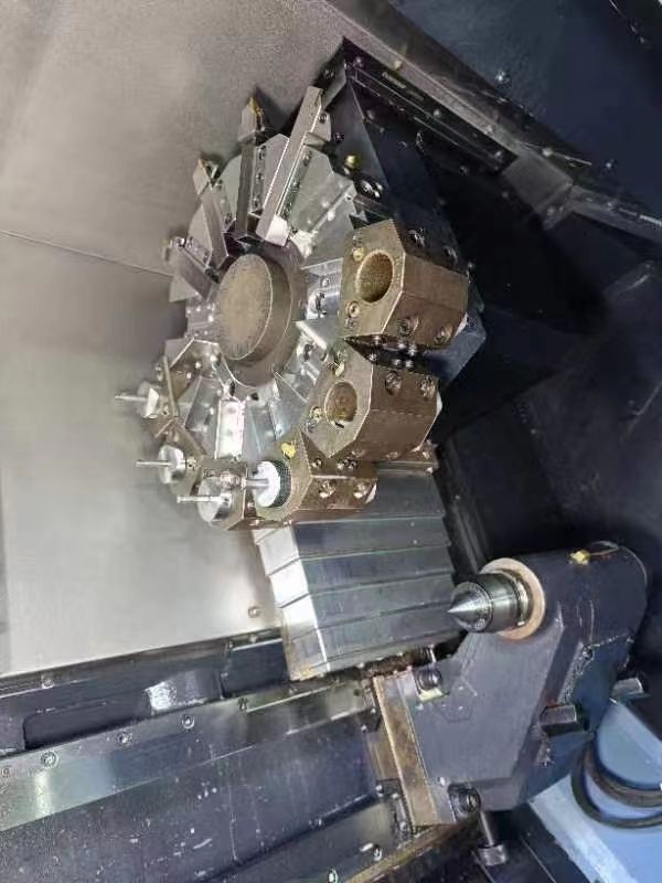 出售斗山LYNX235數(shù)控斜身車發(fā)那科i Series plus