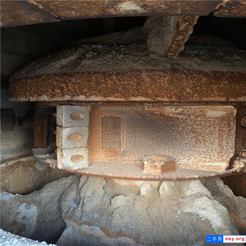 砂廠倒閉處理一臺黎明重工8518二手沖擊制砂機，配件齊全，價格不高！