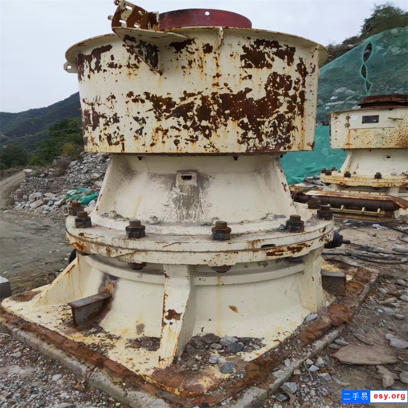 處理兩臺(tái)上海建設(shè)路橋單缸300二手圓錐破碎機(jī)，成色好