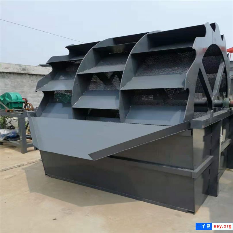 砂廠淘汰多臺(tái)二手洗砂機(jī)，8.1成新，價(jià)格不高！