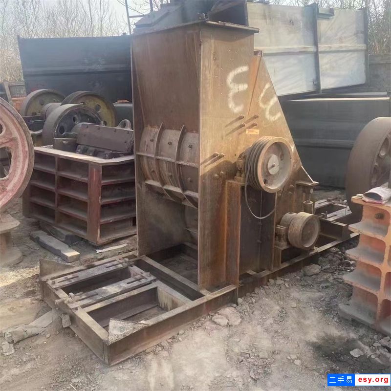轉(zhuǎn)讓800*800型二手雙級破制砂機(jī)，安裝少用，歡迎咨詢！