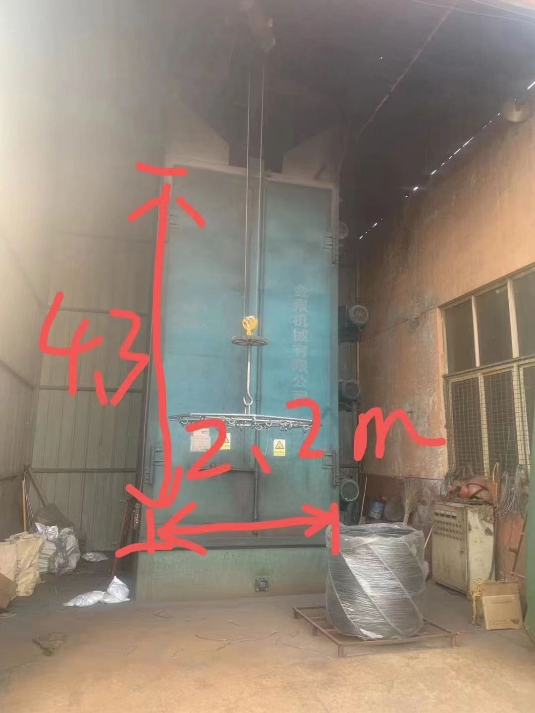 吊鉤拋丸機寬倆米二,高四米三,沒怎么用低價處理