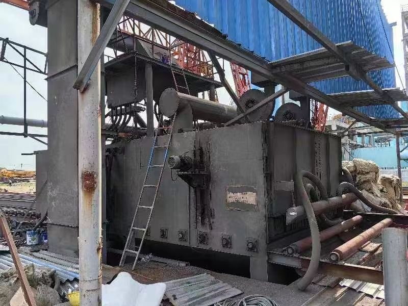大型防腐專用通過(guò)拋丸機(jī)低價(jià)出售，款三米五，高一米五，可拋鋼板，圓管，型