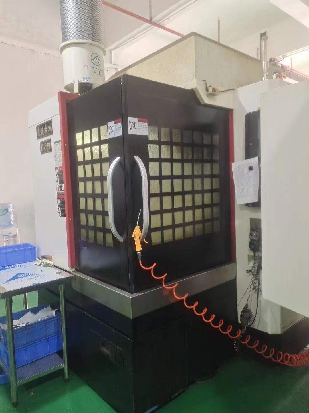 工廠在位友捷650雕銑機轉(zhuǎn)讓，臺灣新代21MA系統(tǒng)，2019年3月，B