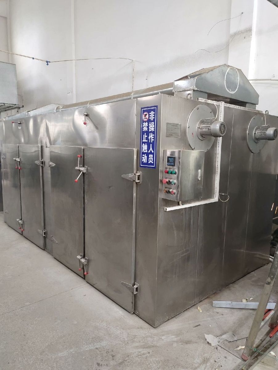 熱風(fēng)循環(huán)烘箱   九成新 配置4門8車 192個(gè)盤子