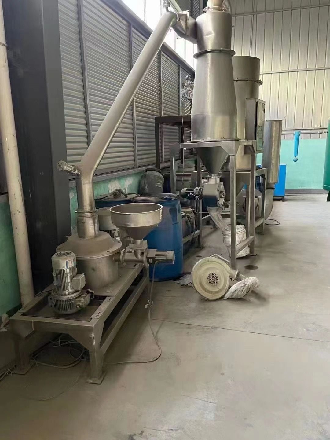 出售二手超微粉碎機(jī) 不銹鋼材質(zhì) 各種規(guī)格 現(xiàn)貨處理