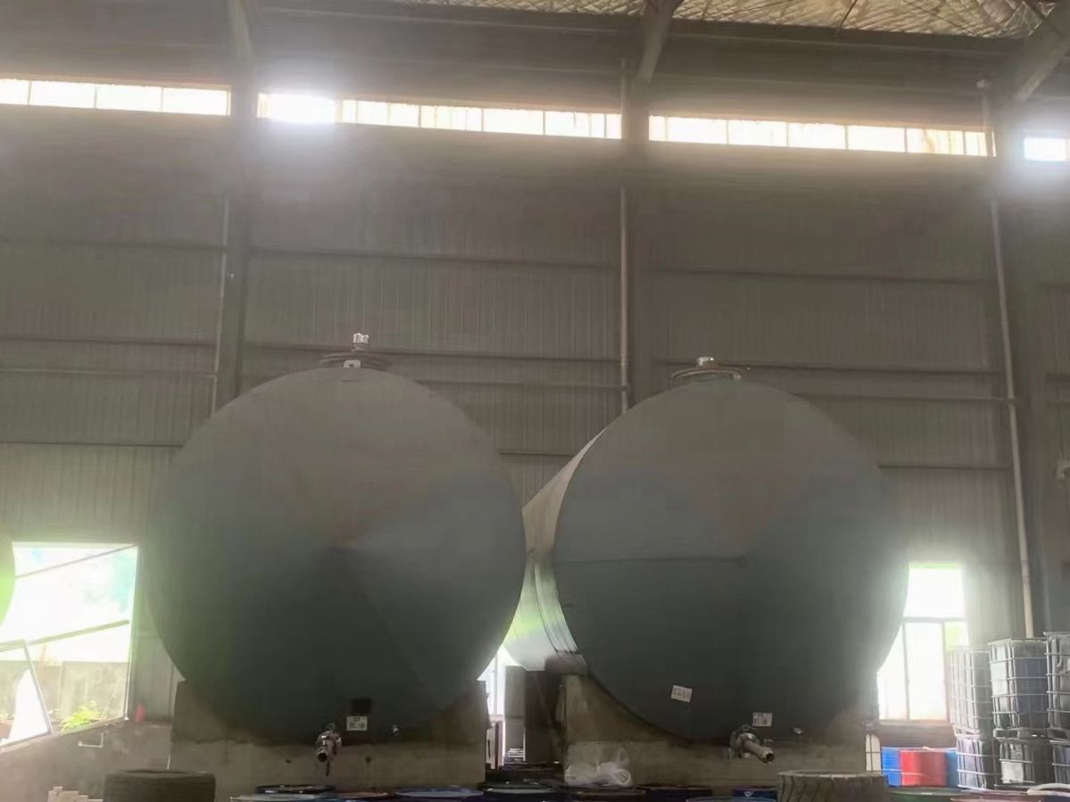 出售二手鐵罐 儲油罐 各種規(guī)格 現(xiàn)貨處理