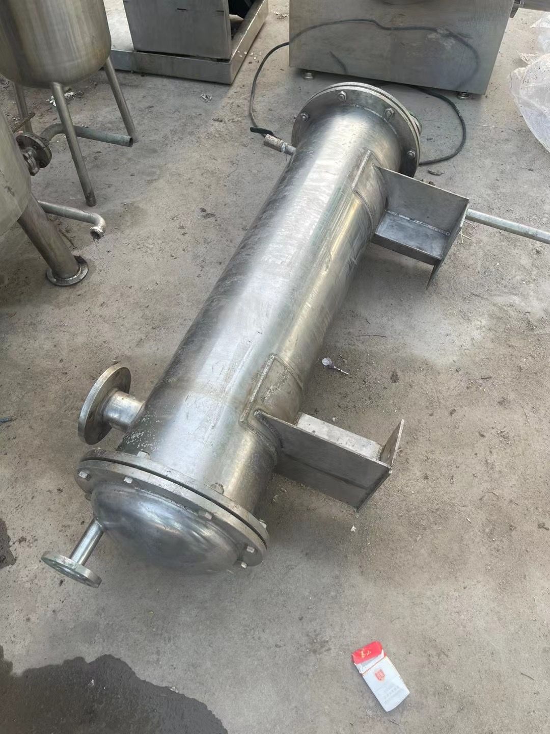 出售二手列管式冷凝器 不銹鋼材質(zhì) 各種規(guī)格 現(xiàn)貨處理
