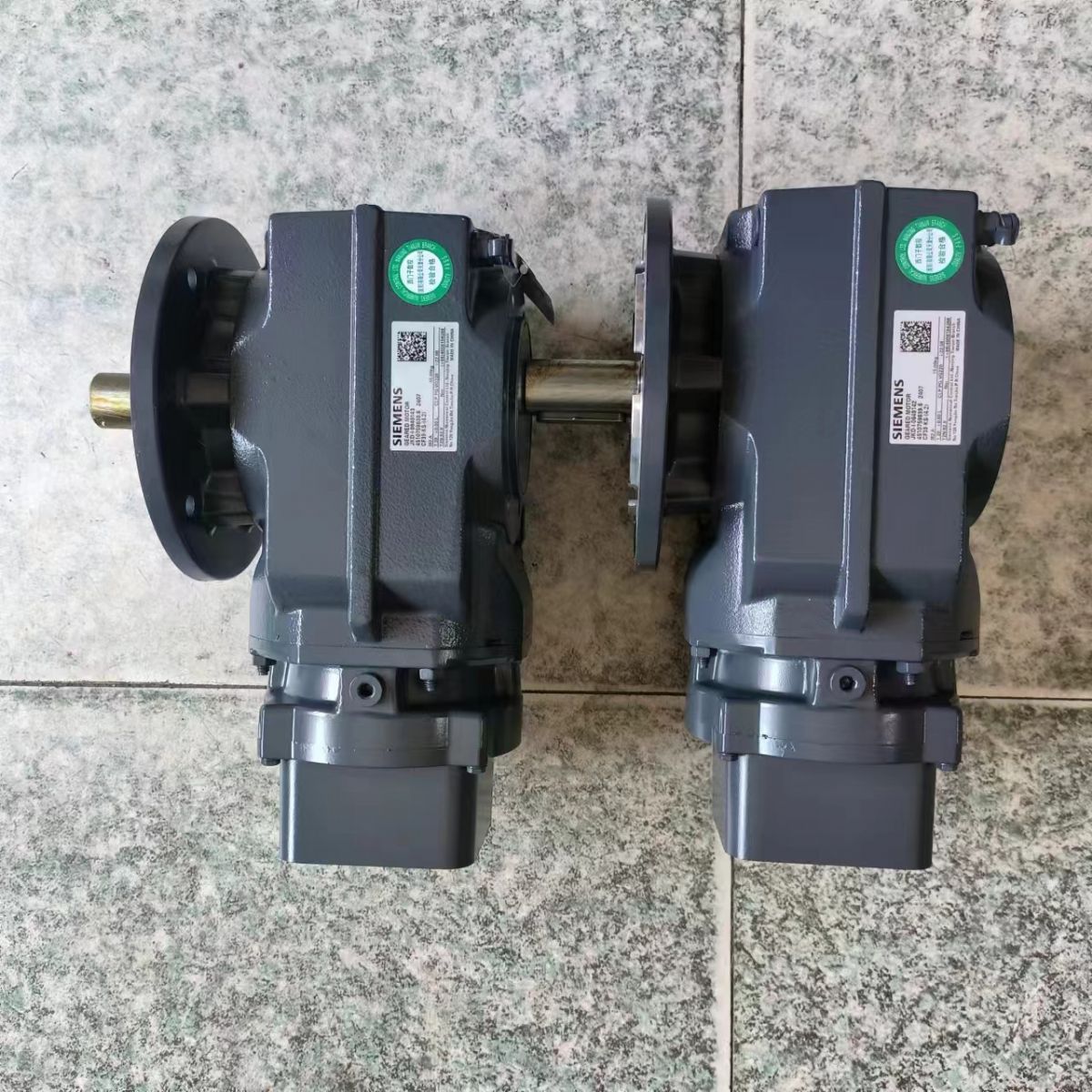 非二手產(chǎn)品SIMOGEAR西門(mén)子減速機(jī)CF39-KS-4.2配私服電機(jī)