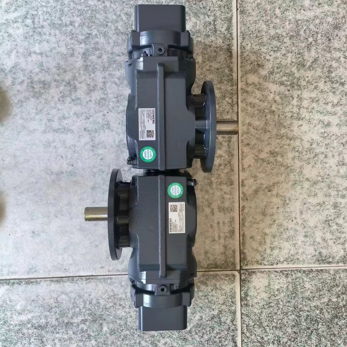 非二手產(chǎn)品SIMOGEAR西門(mén)子減速機(jī)CF39-KS-4.2配私服電機(jī)