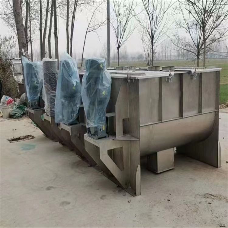 出售二手2噸5噸8噸螺帶混合機