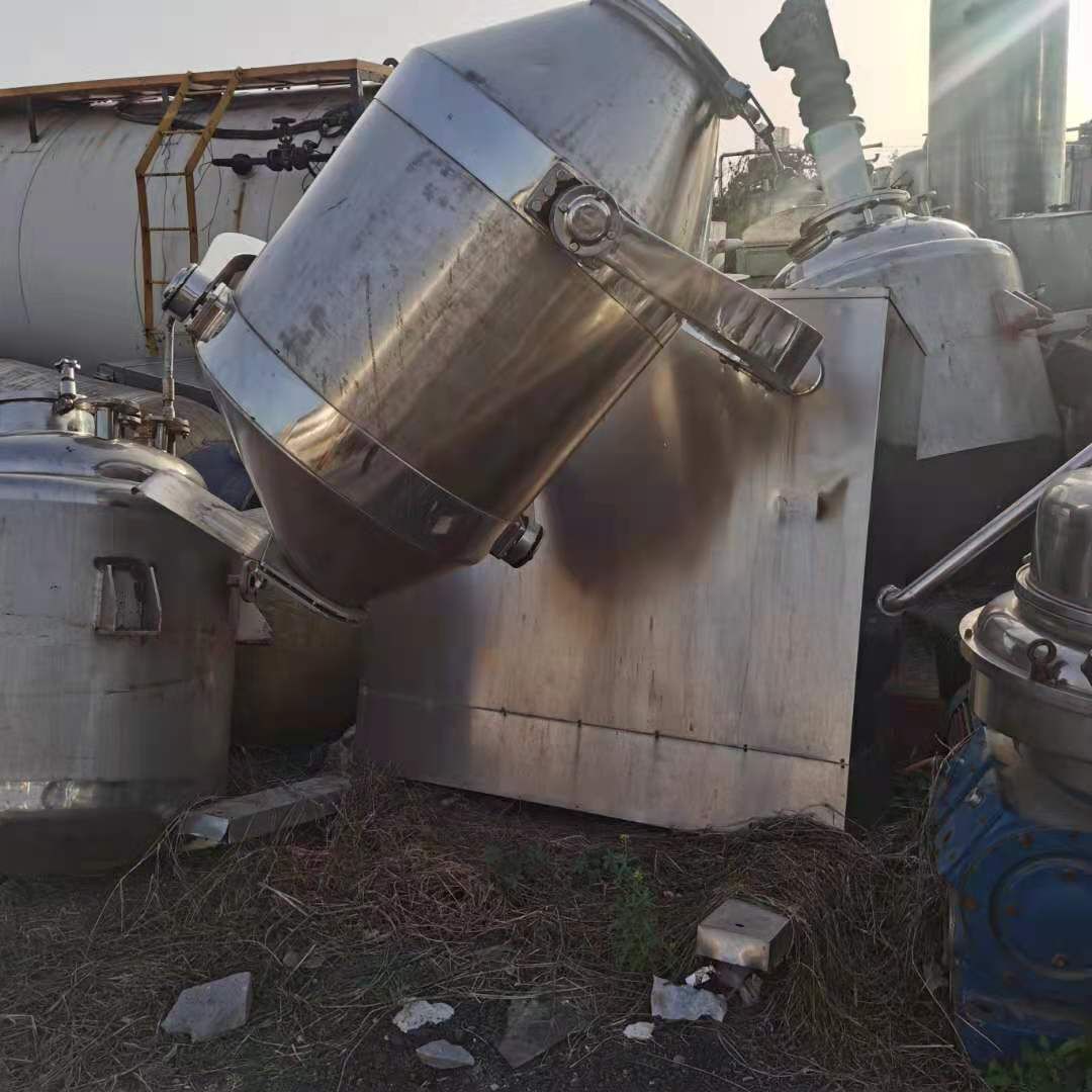 出售二手3000升不銹鋼三維混合機(jī)