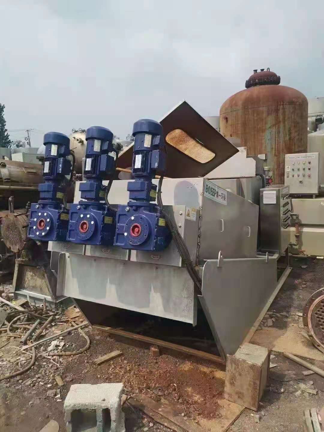 出售二手疊螺離心機 二手402污泥脫水機