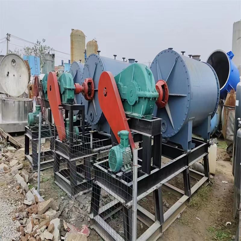 出售二手干燥機(jī)二手316材質(zhì) 5000升耙式干燥機(jī)3臺(tái)