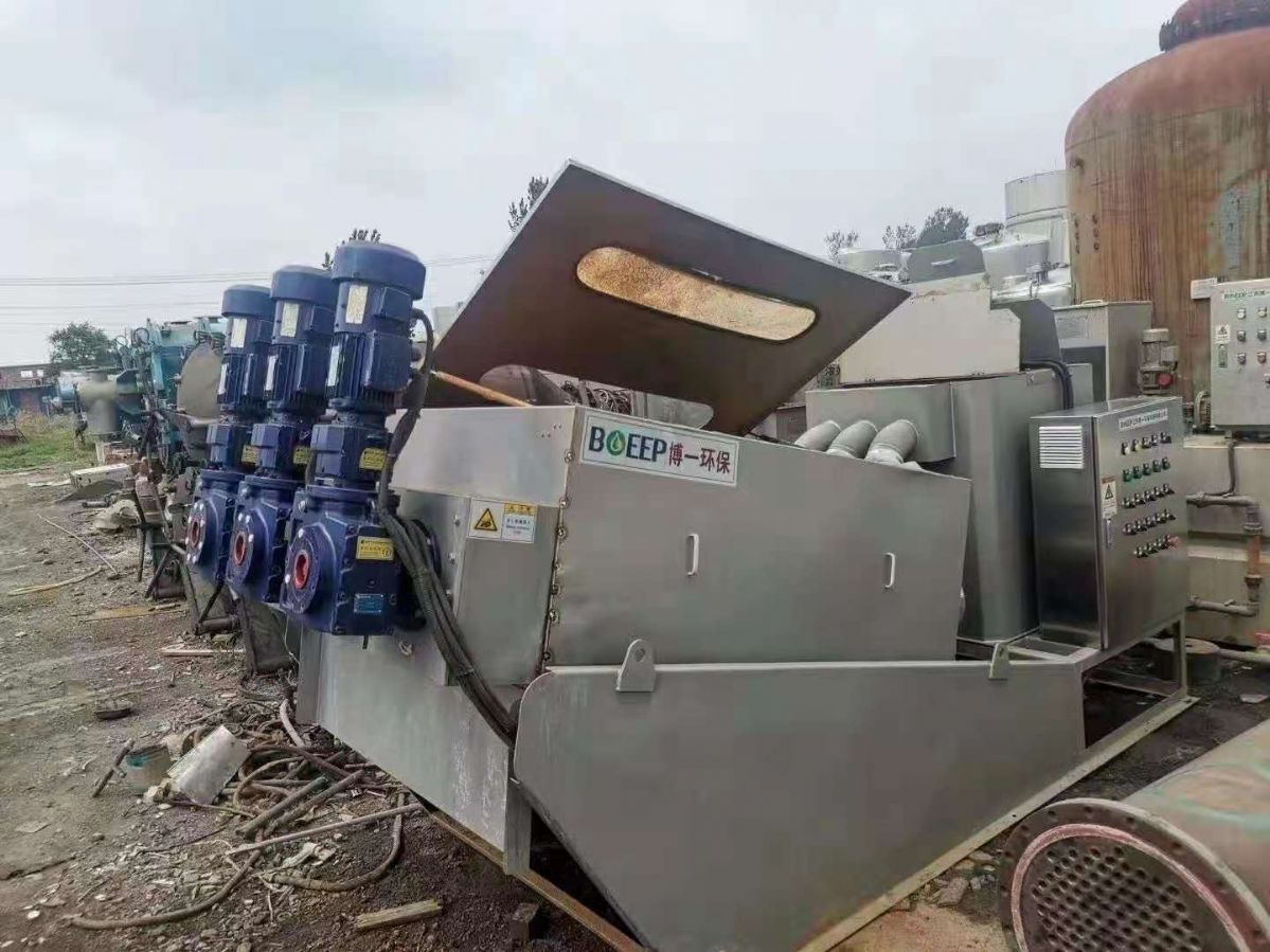 出售二手疊螺離心機 二手402污泥脫水機
