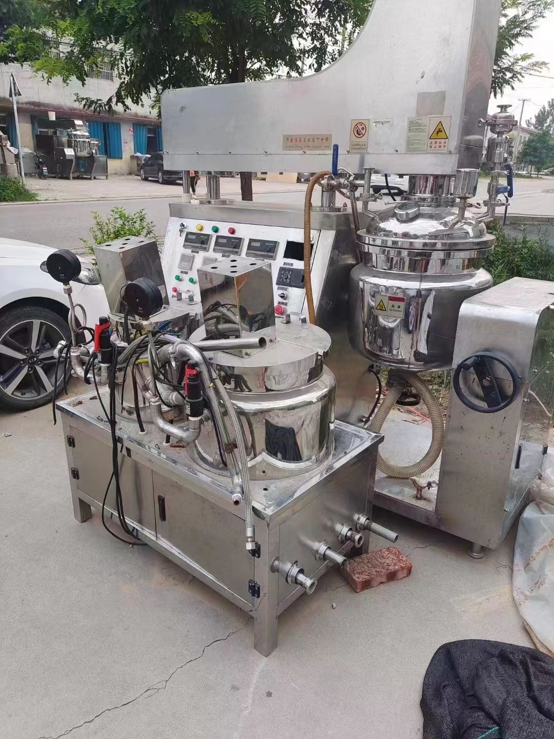出售二手乳化機(jī)高剪切乳化機(jī)組 升降式真空均質(zhì)乳化機(jī)