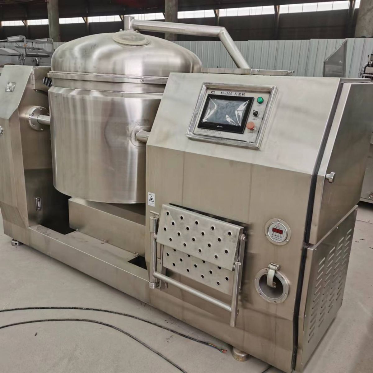 二手打漿機(jī)二手500升臥式打漿機(jī)不銹鋼材質(zhì)電機(jī)功率45千瓦食品加工機(jī)械