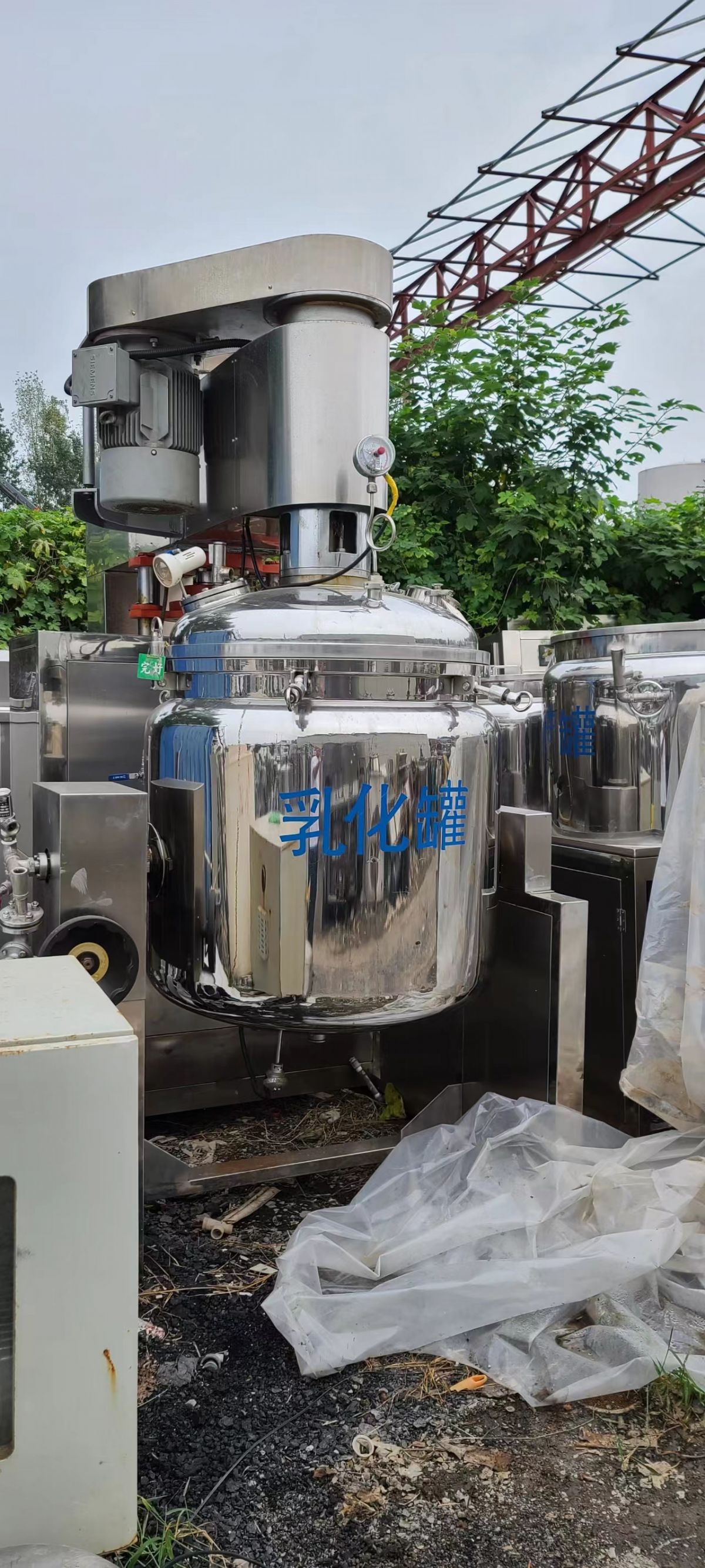 二手乳化機(jī)二手真空均質(zhì)乳化機(jī)二手300L液壓升降真空均質(zhì)乳化機(jī)