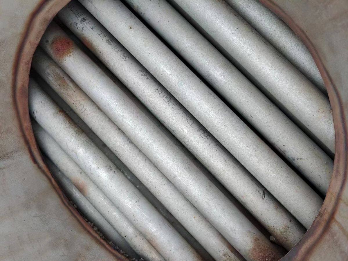 出售 二手60平方鈦材列管換熱器二手冷凝器