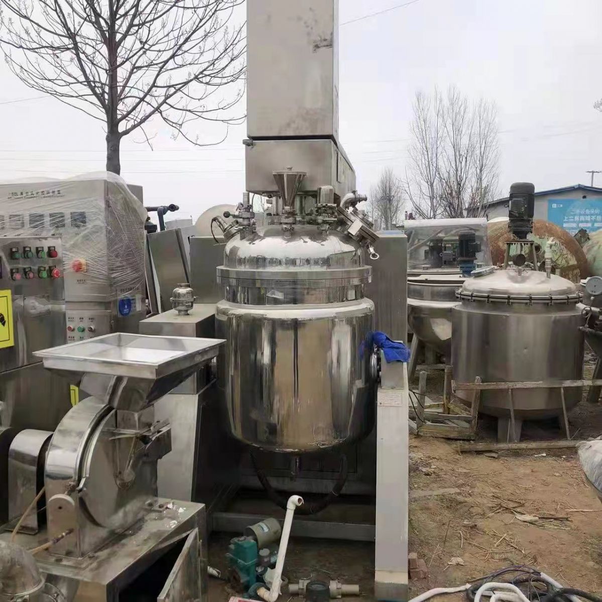 出售二手300升真空均質(zhì)乳化機(jī) 沙拉醬膏霜密封式高剪切均質(zhì)混合