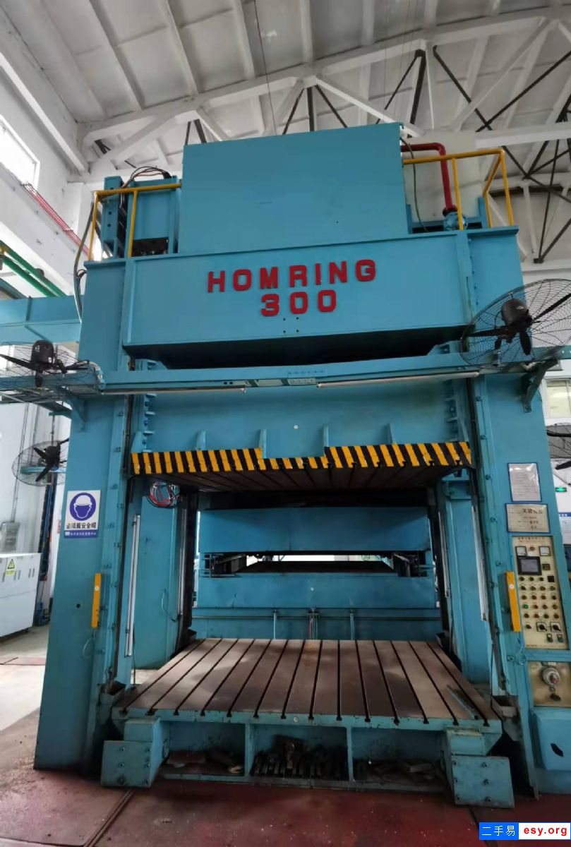 转让台湾框架式300吨油压机1台