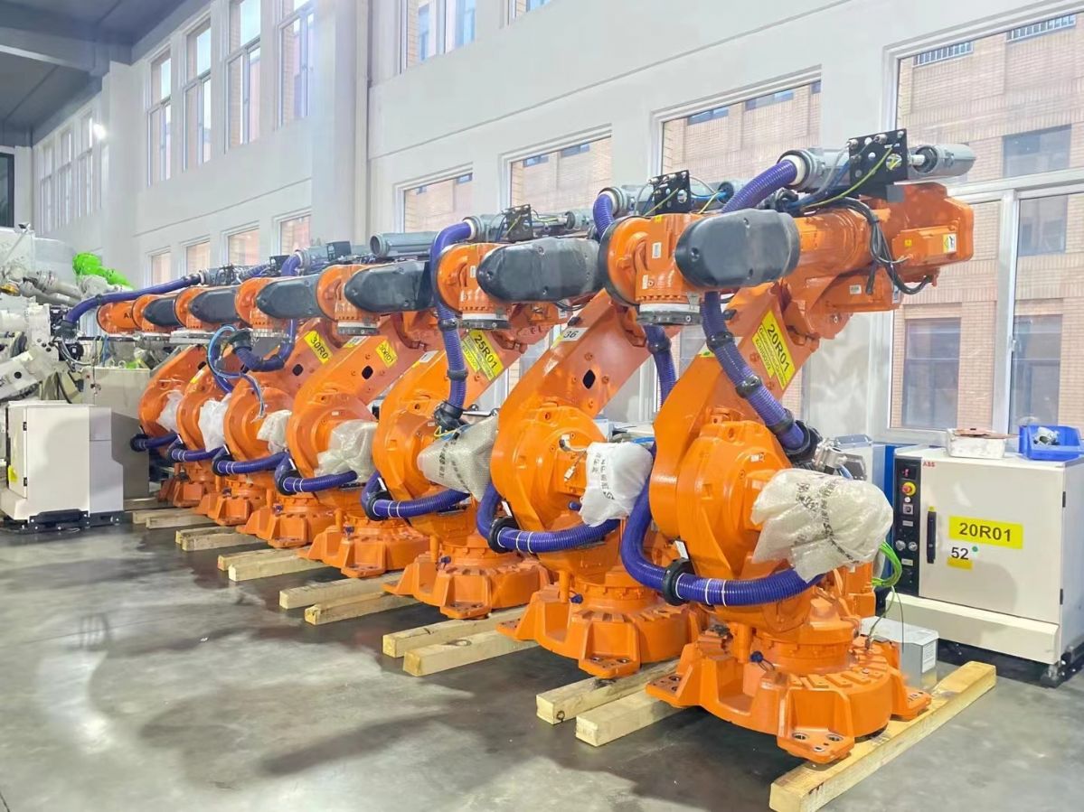 福州焊接机器人厂家直销，工程机械，挖斗全自动焊接机器人