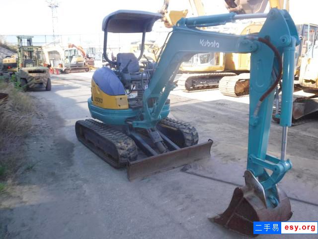 转让:久保田u-25满配小型农用挖掘机 自带炮路管