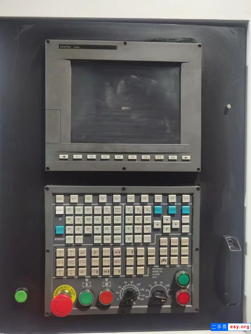 转让台群870刀库精雕机新代21ma系统bt30气动主轴9千瓦2400