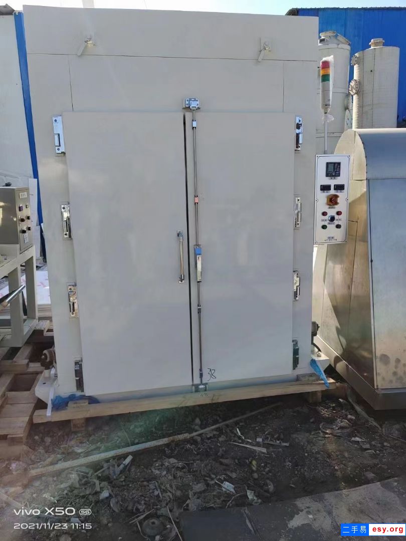 便宜出售  韩国进口300度电加热烘箱