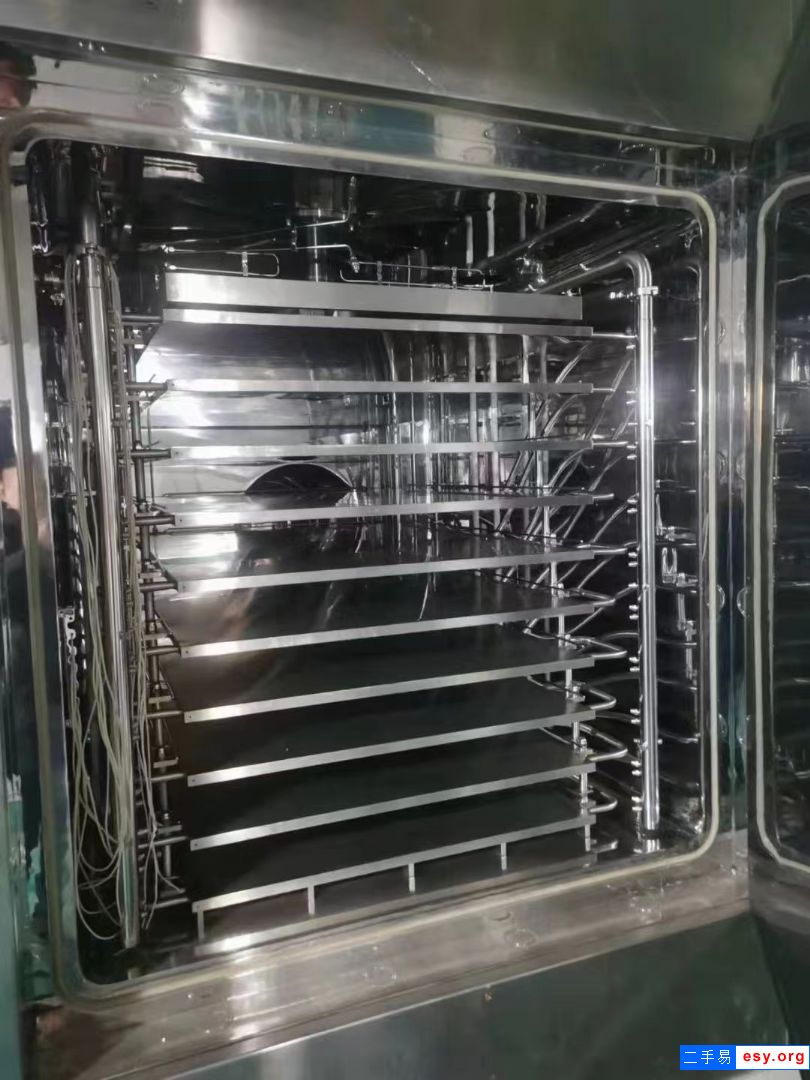 出售  10平方9成新制药冻干机一台