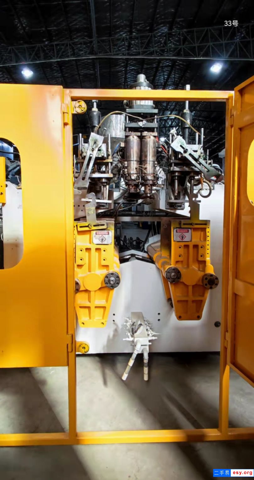 转让出售二手雅琪50吹瓶机双层双头双工位中心距120