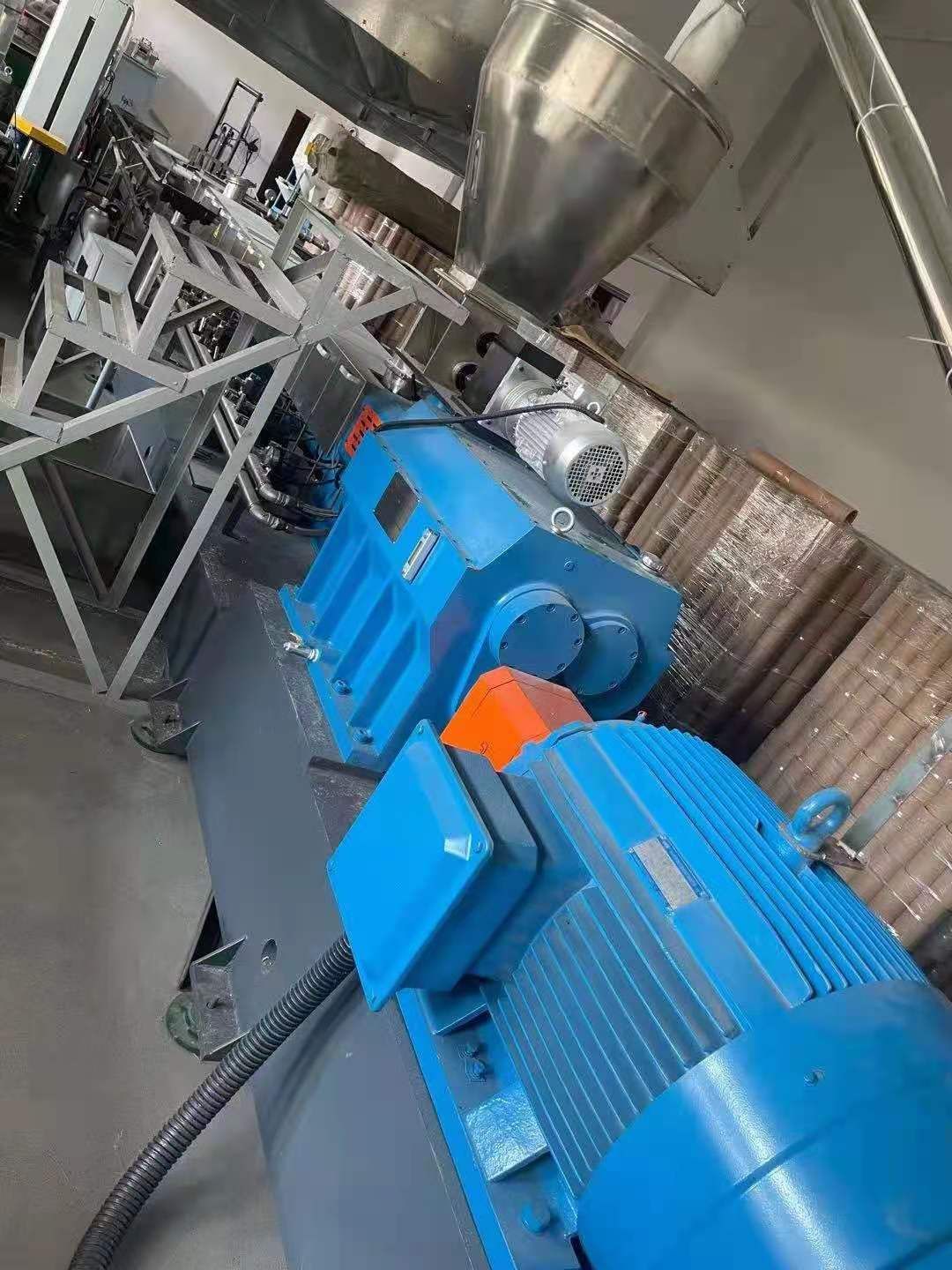 高价回收塑料厂二手南京凯利达75B双螺杆造粒机