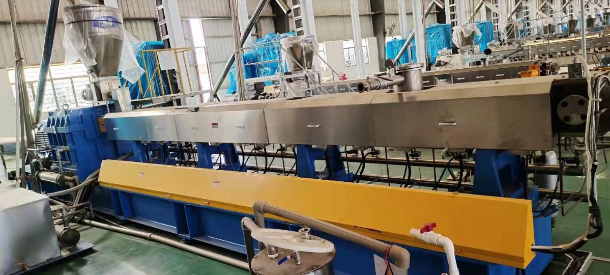 出售二手杰亚92S平行双螺杆造粒机