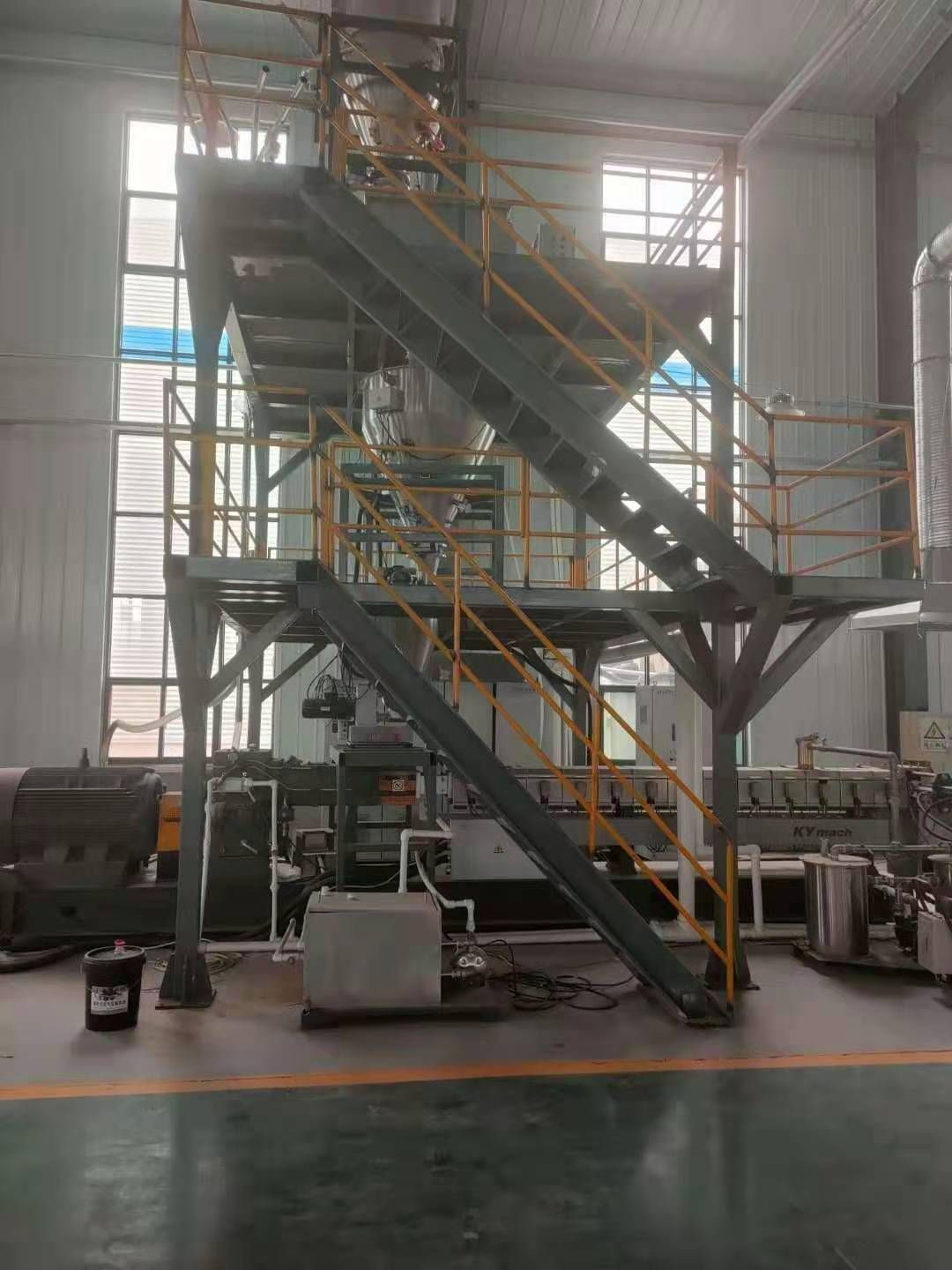 南京科亚75D高扭双螺杆造粒机