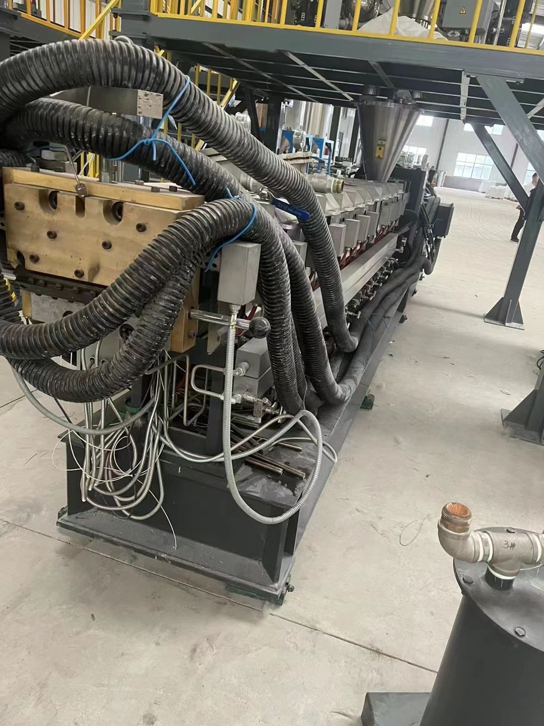 塑料厂转让科亚HK73D双螺杆造粒机