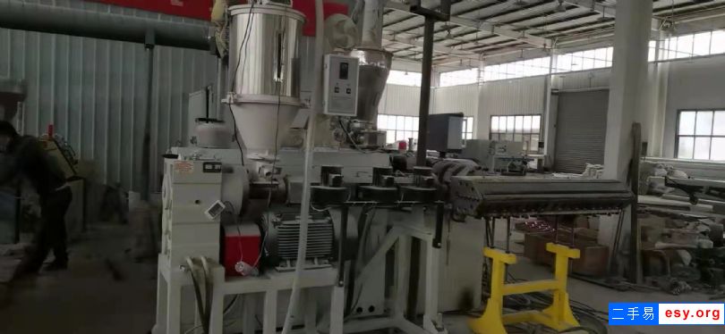 长期回收造粒机江苏艾斯曼80/50树脂瓦生产线
