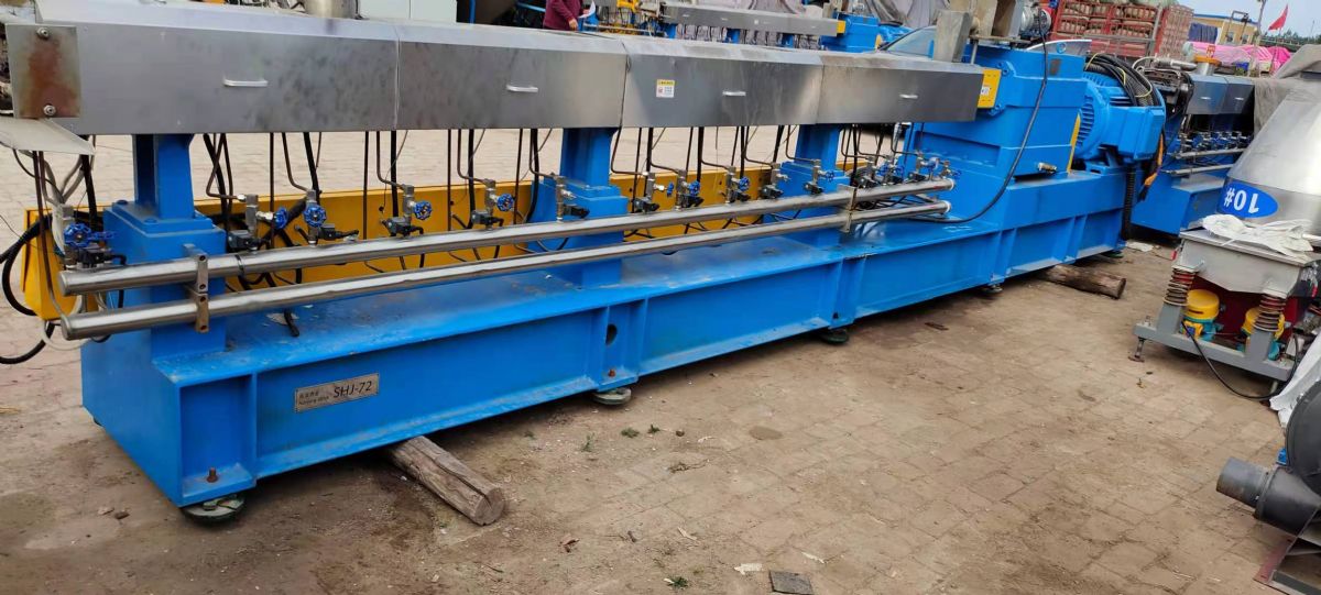 南京杰亚75平行双螺杆造粒机