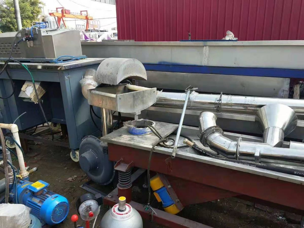 处理南京柯尔特75B平行双螺杆造粒机