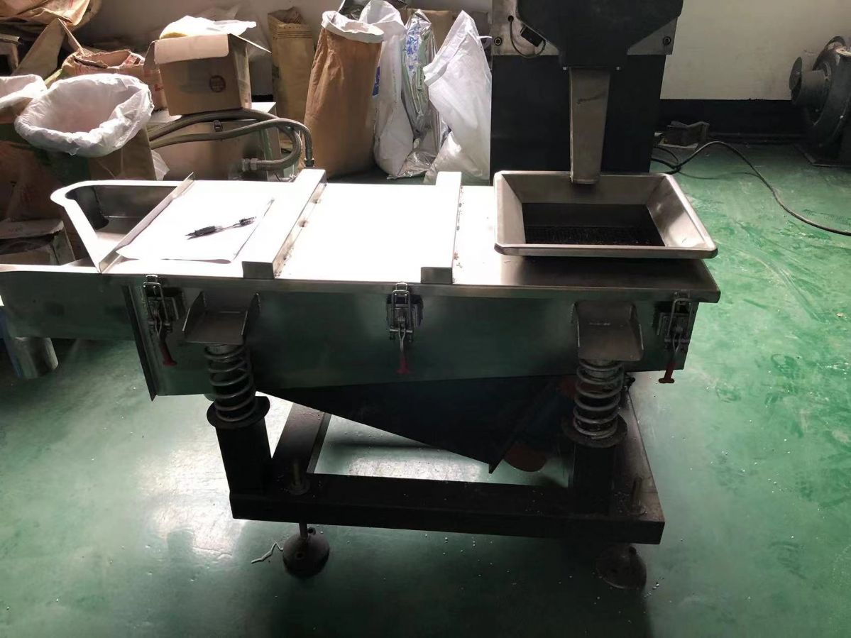 高价回收塑料厂二手南京宝欧铭35双螺杆造粒机试验机