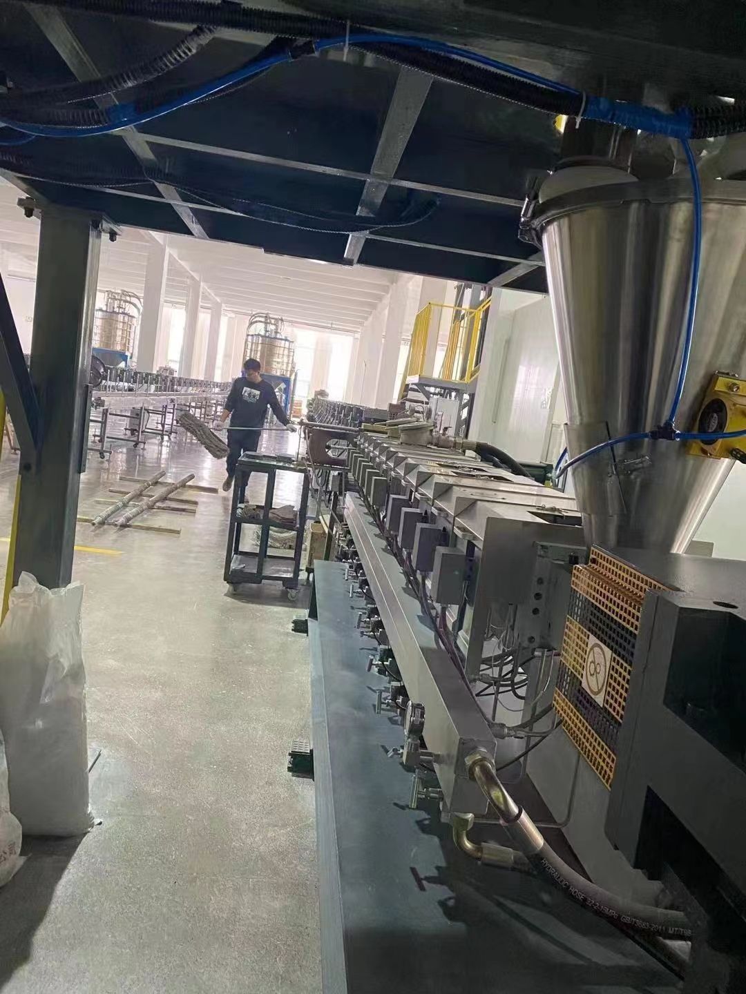 塑料厂转让科亚HK73D双螺杆造粒机