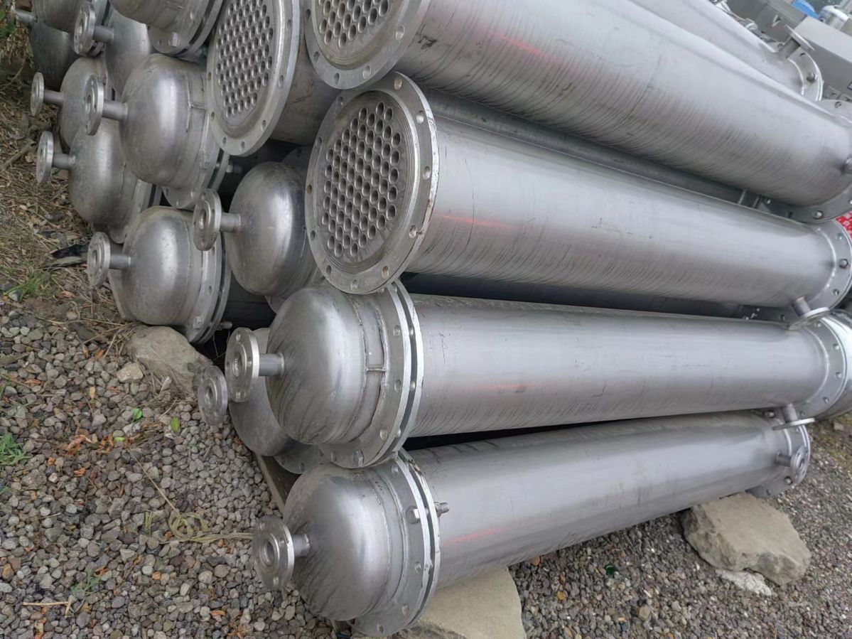 二手不锈钢列管冷凝器、机械密封性好、蒸发式循环换热器