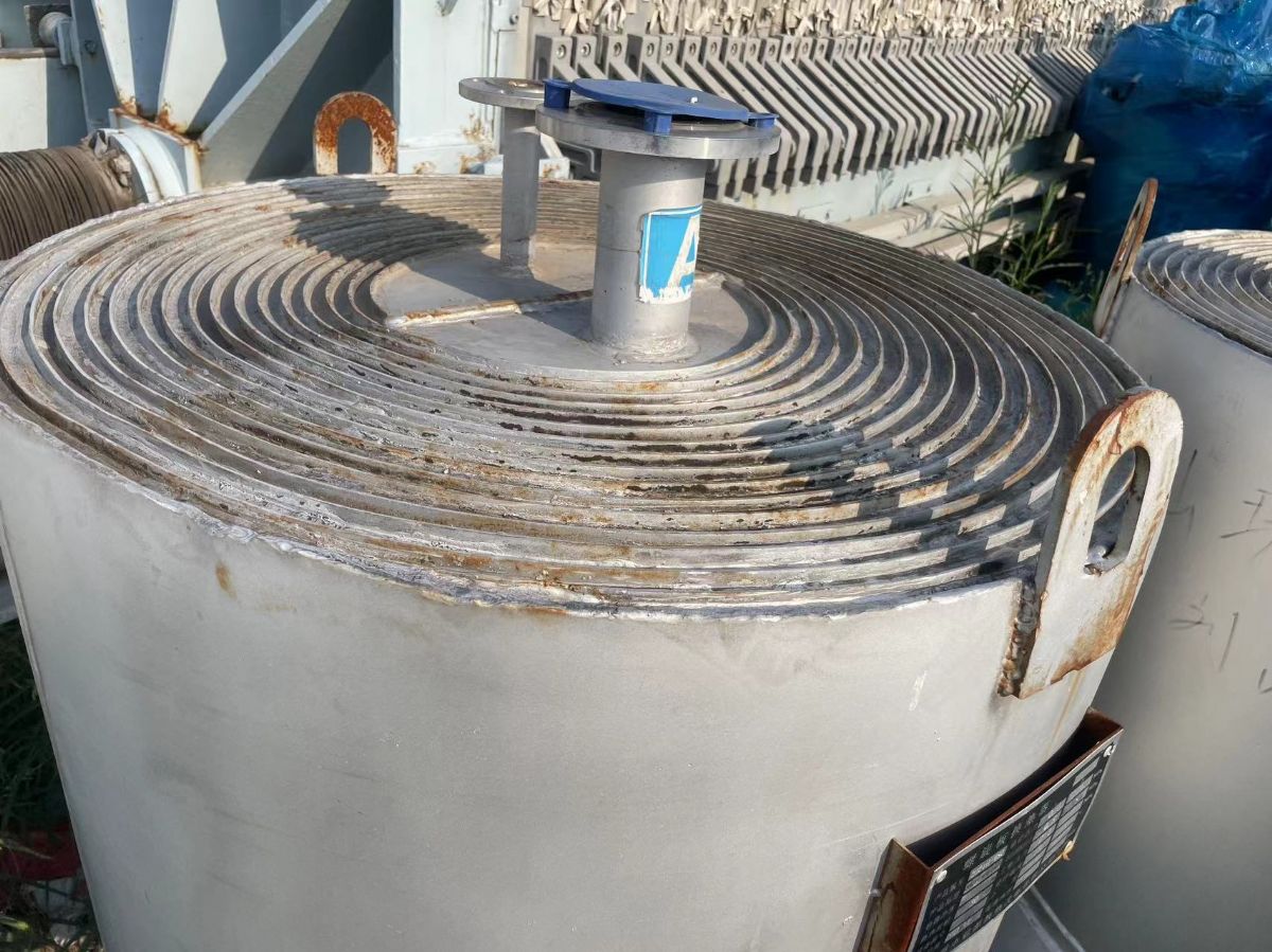 转让二手80平方蒸发式换热器 不锈钢材质立式螺旋板换热器