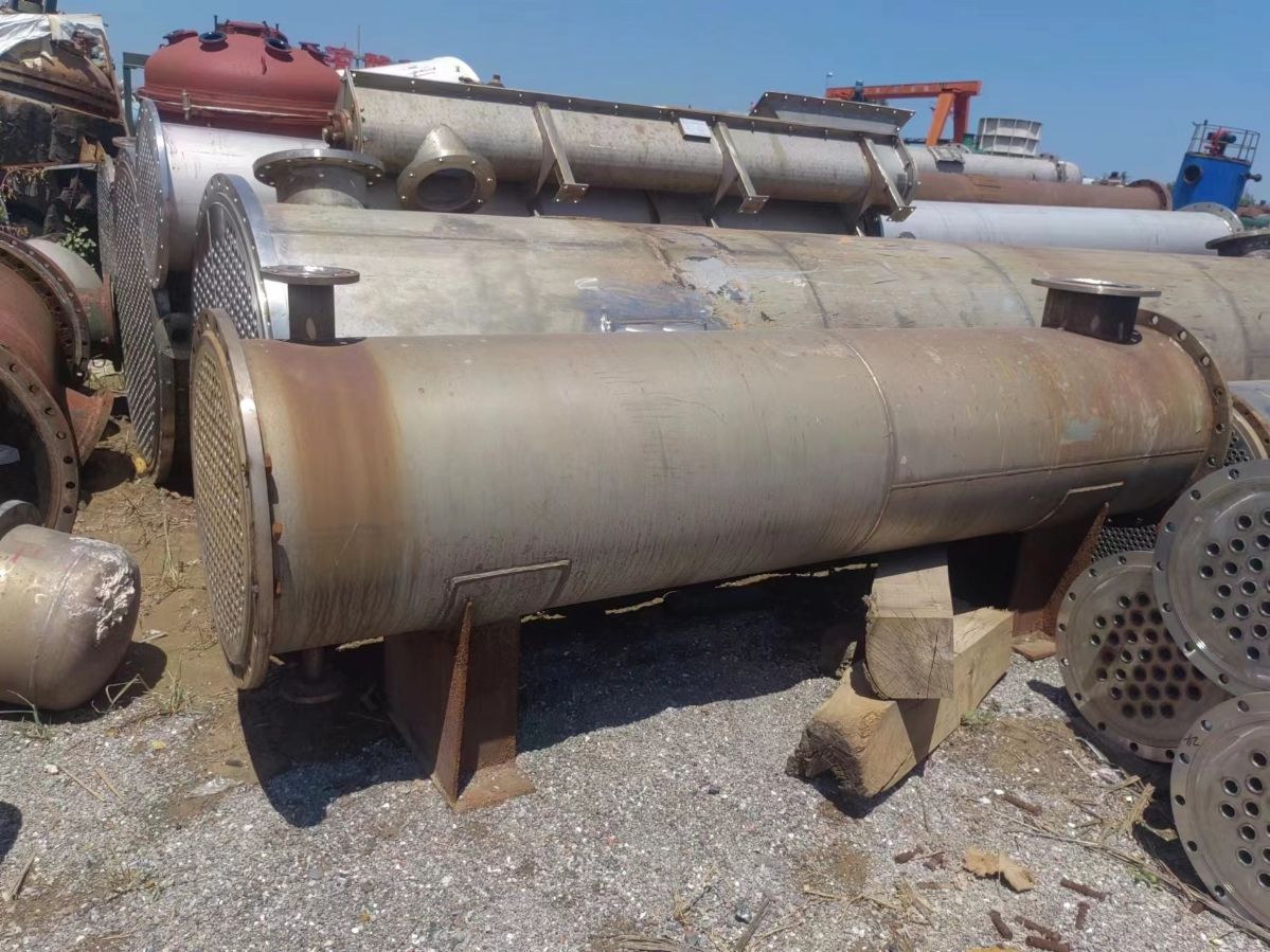 出售二手不锈钢列管工业冷凝器降温设备