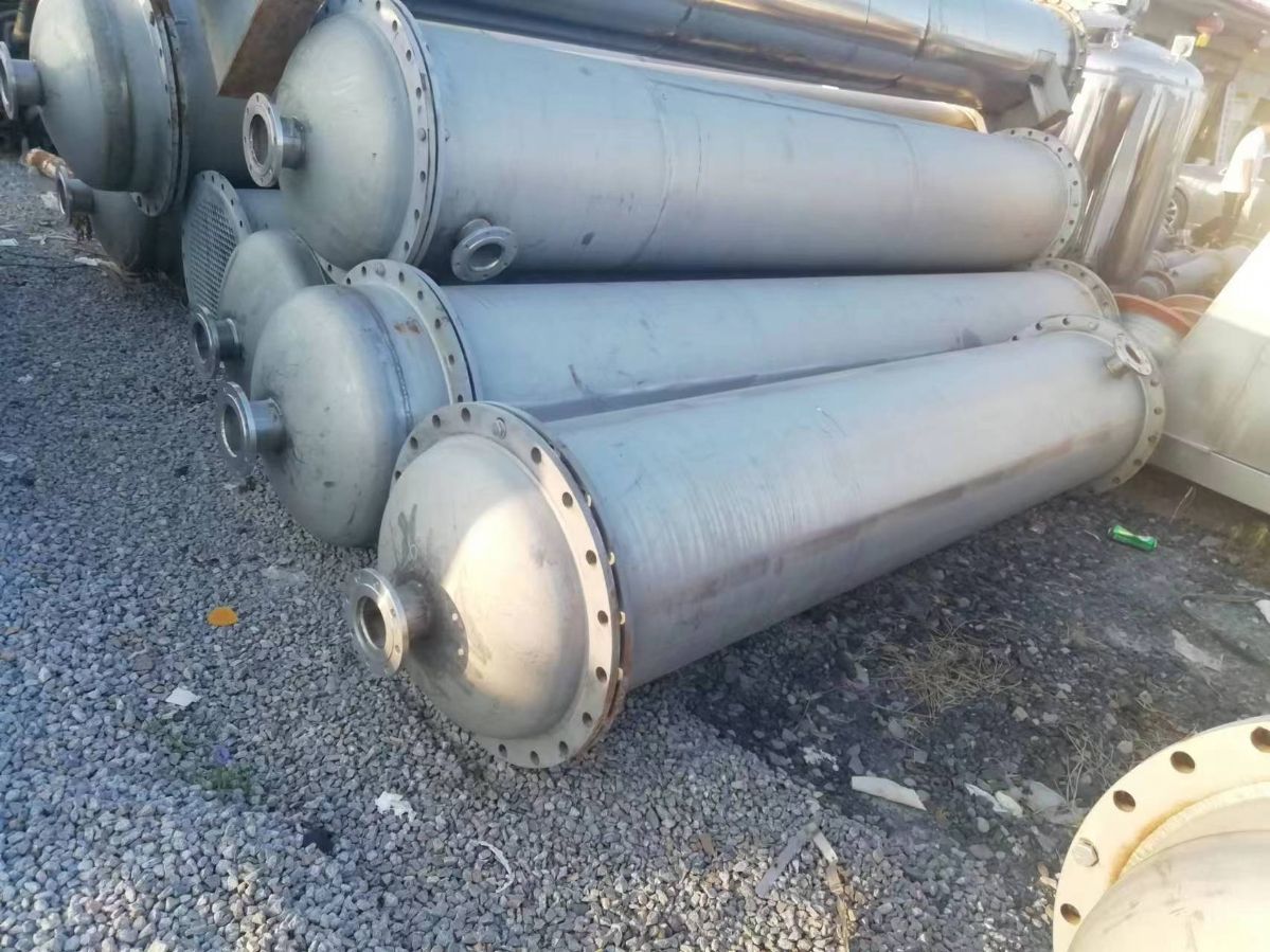 转让二手30平方不锈钢列管式冷凝器 二手蒸发器 列管式钛材冷凝器