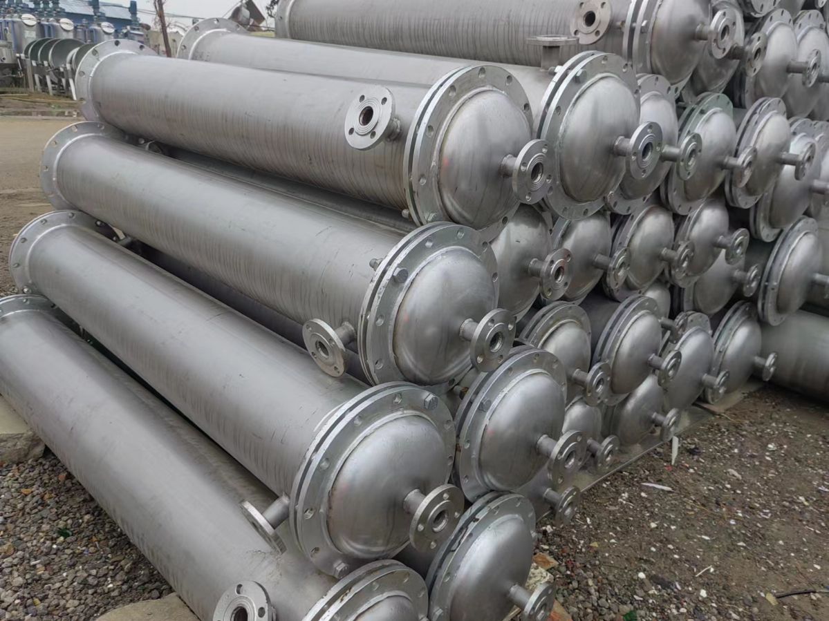 二手不锈钢列管冷凝器、机械密封性好、蒸发式循环换热器