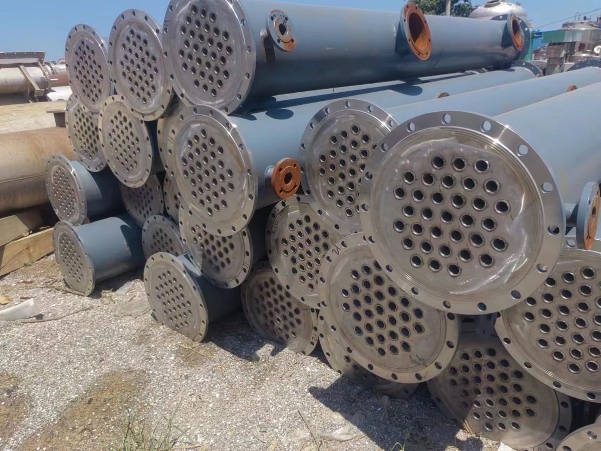 出售二手不锈钢列管工业冷凝器降温设备